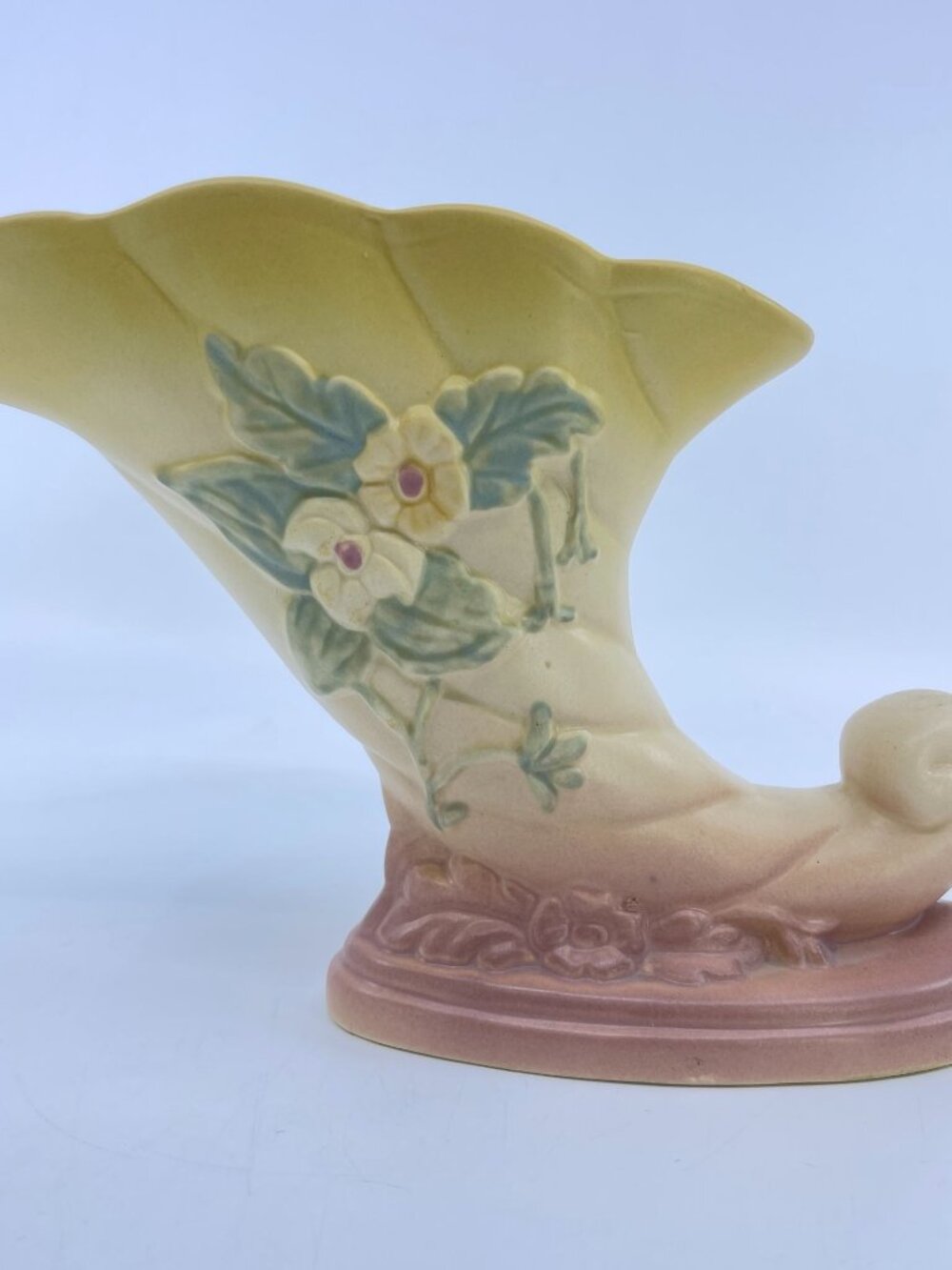 vintage hull art pottery cornucopia vase w-7-7 1/2  floral ceramic vase